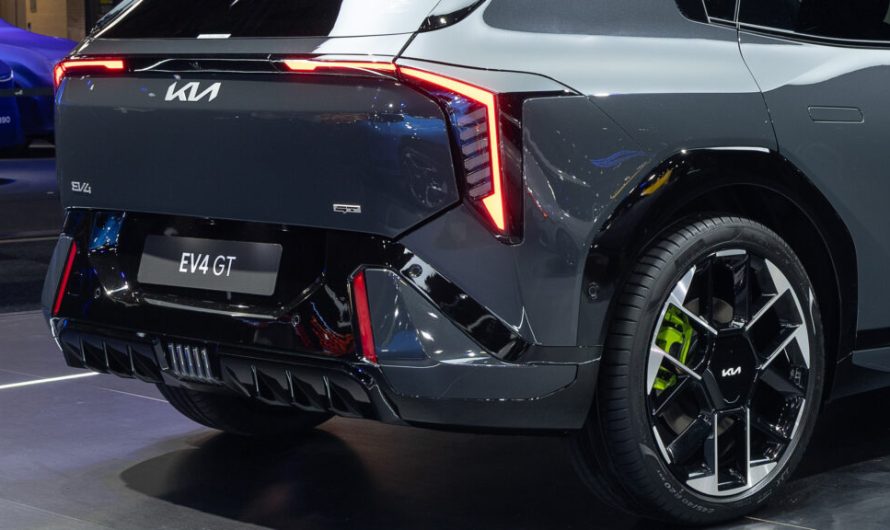 Kia вважає, що електромобілі мають залишатися захоплюючими, і їхні моделі GT це підтверджують