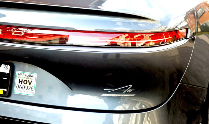 Продаж автомобіля Lucid з пробігом 6,5 тисяч миль обійшовся власнику майже у 50 тисяч доларів збитків