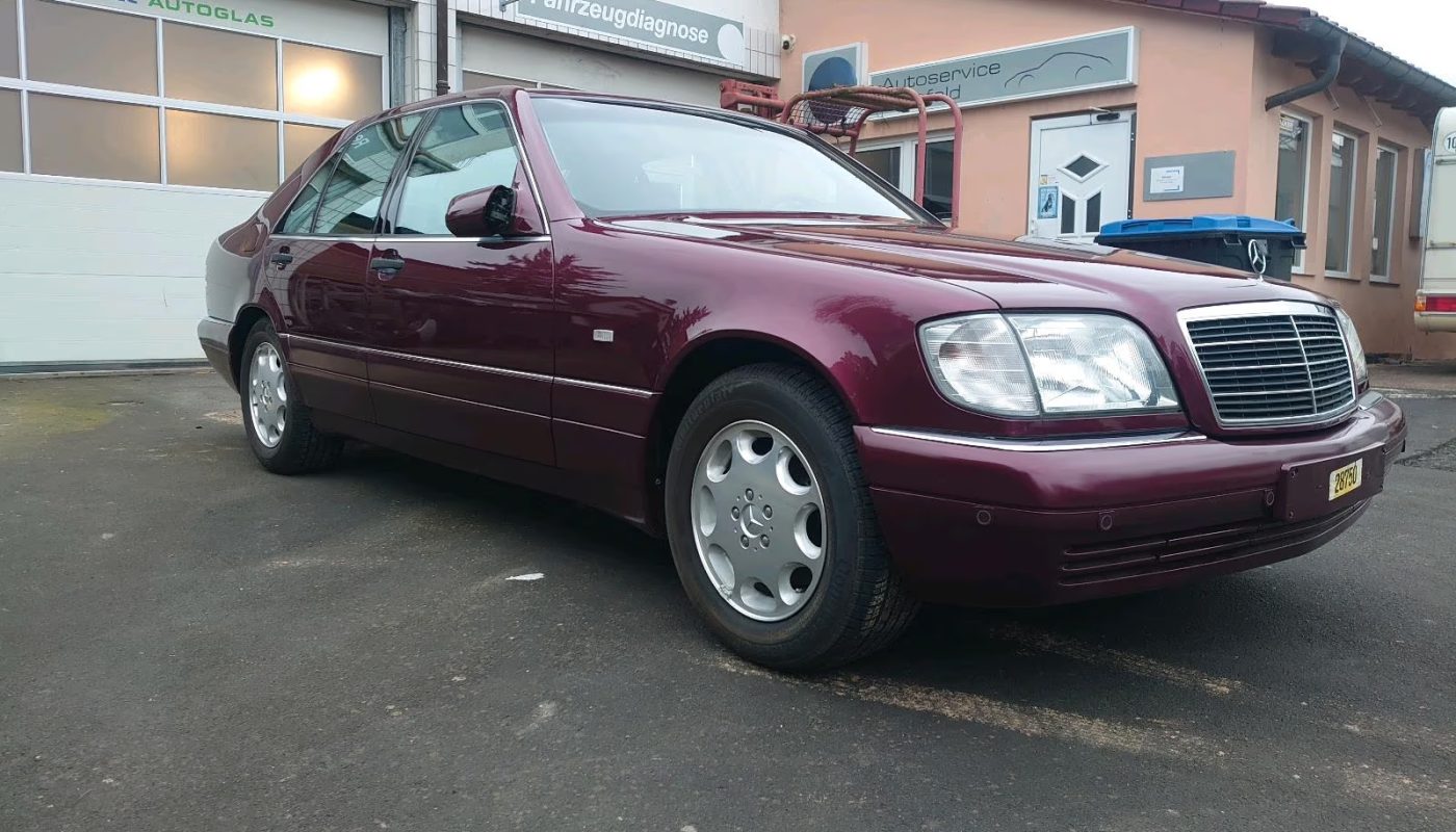Mercedes-Benz S-Class W140
