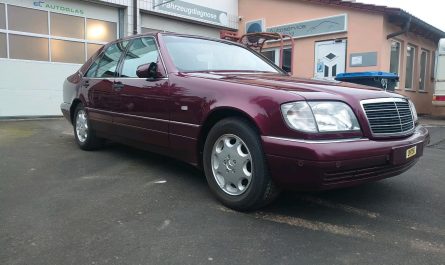 Mercedes-Benz S-Class W140