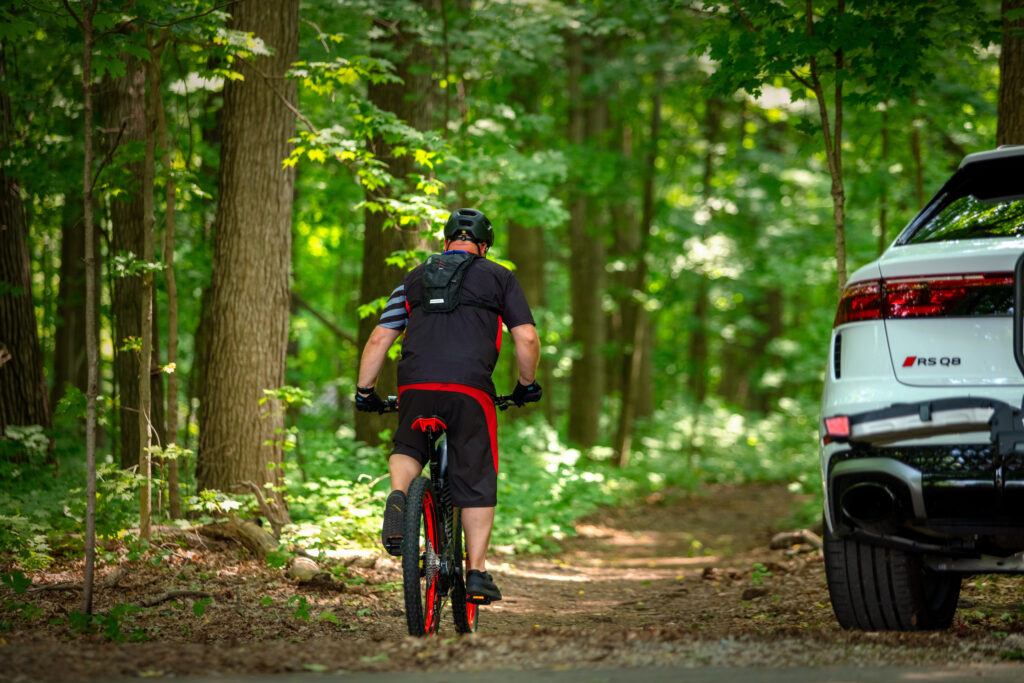 Різні моделі електровелосипедів