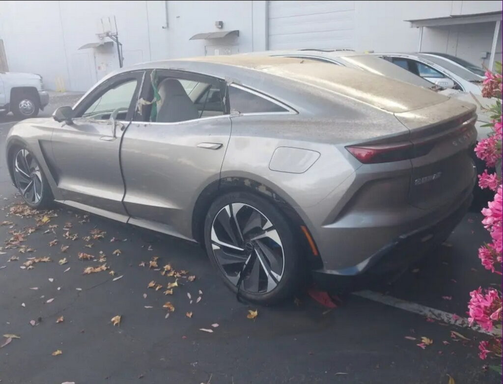 Прототип SF7 та автомобіль-донор