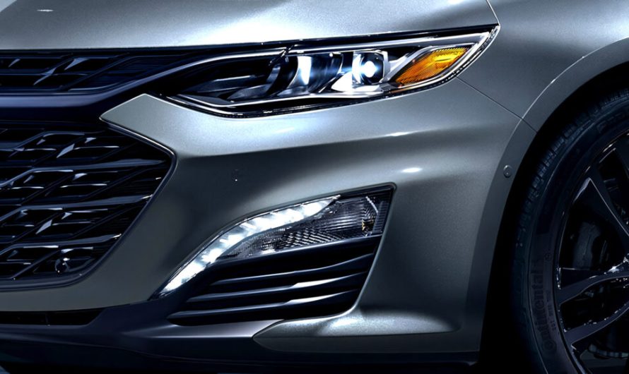 США збожеволіли від цього простого вживаного седана минулого року