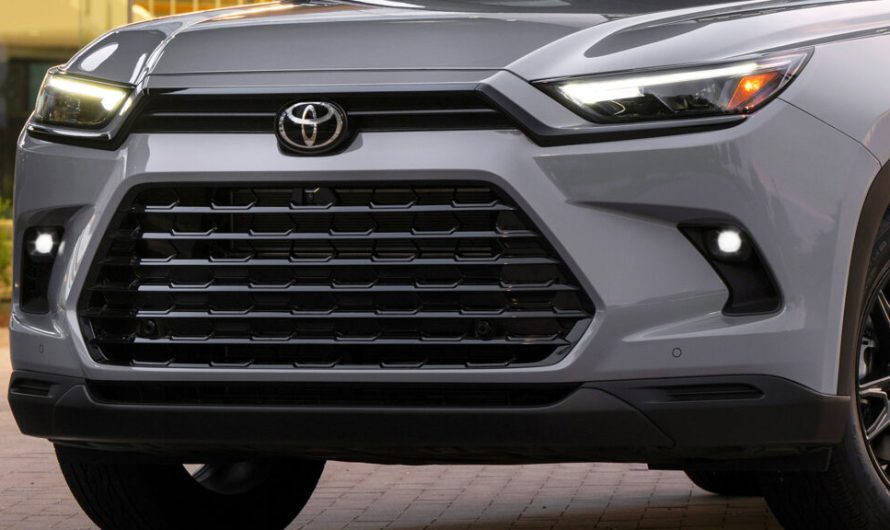 Майже половина покупців Toyota та Lexus обрали електромобілі, а Tacoma показала рекордні продажі за рік