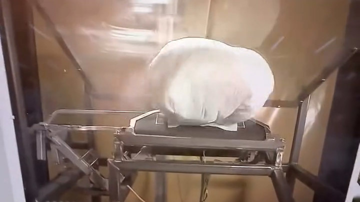 Порівняння деталей Bugatti та Audi