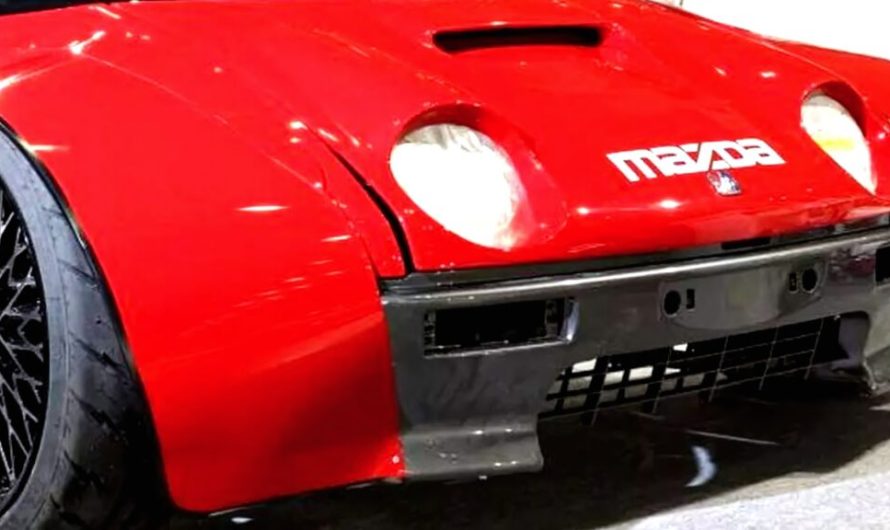 Найслабша спорткар з крилами чайки нарешті отримала роторний двигун, якого заслуговувала