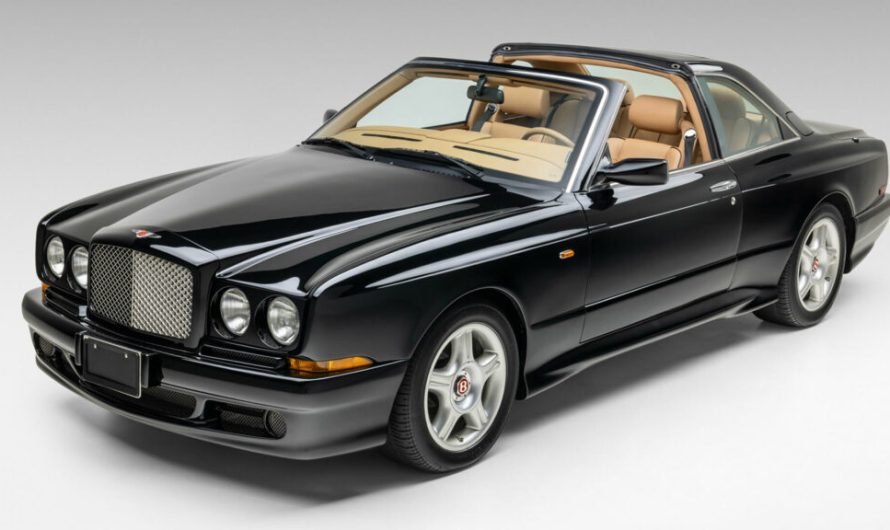 Рідкісний спорткар Bentley виставляється на аукціон