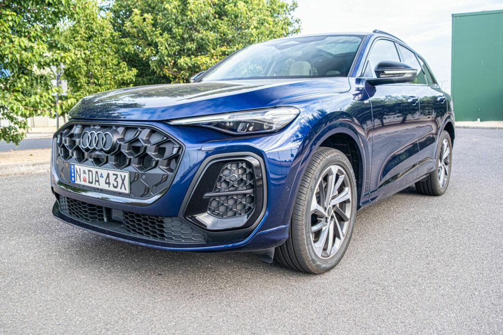 Audi Q5 ззовні