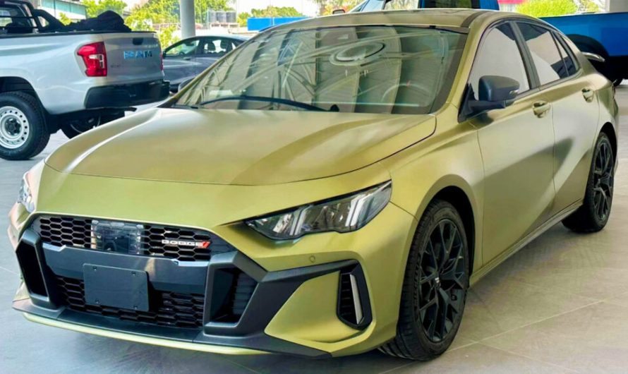 Dodge повертає свій найгрізніший компактний седан на південь від кордону у 2026 році