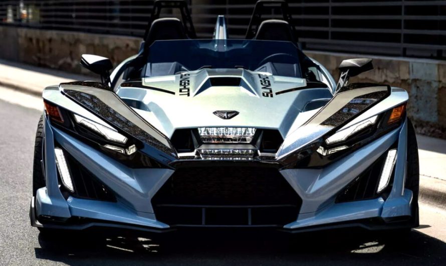 Ця модель Polaris за 36 999 доларів змінює колір з яскраво-синього на інший за певних умов