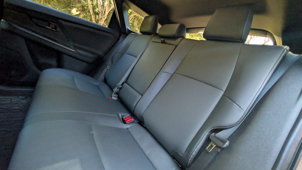 Багажний відсік Toyota bZ Woodland