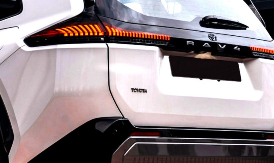 Toyota продовжує випускати бензинову RAV4, але не для вашого ринку