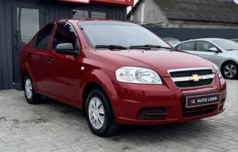 Капсула часу: Chevrolet Aveo з пробігом 27 тис. км продають за $6100 у Кропивницькому