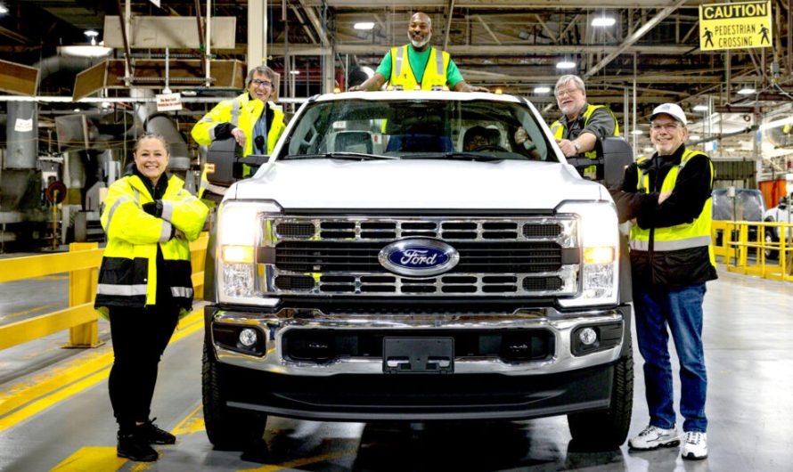 Ford встановив рекорд за кількістю відкликань, тому тепер усі отримують більші бонуси за покращену якість