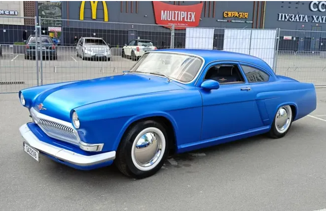 Рестомод на базі ГАЗ-21 «Волга» з V8 5,7 л продають у Вишгороді за $47000 (фото)