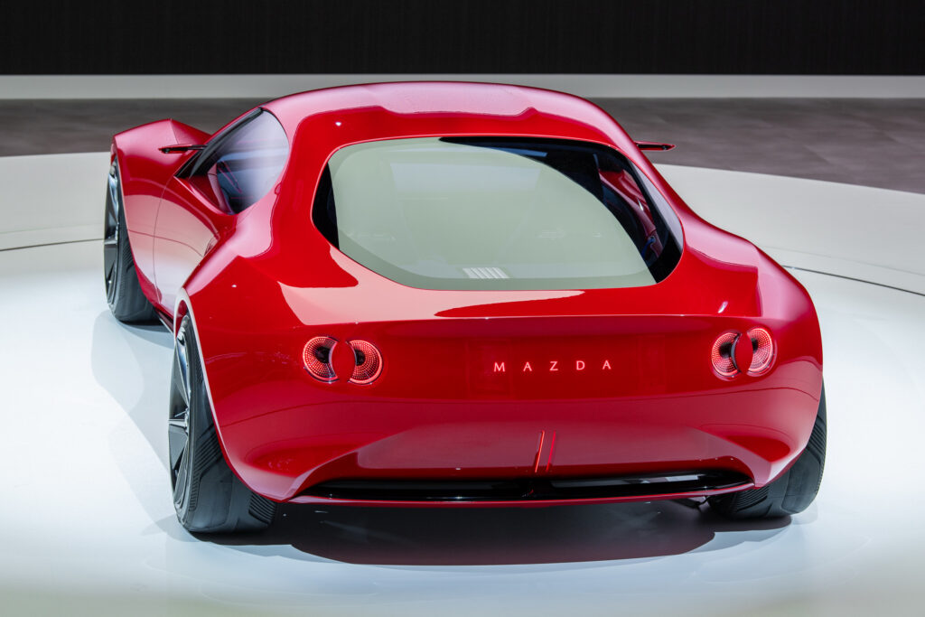 Концепт Mazda Iconic SP