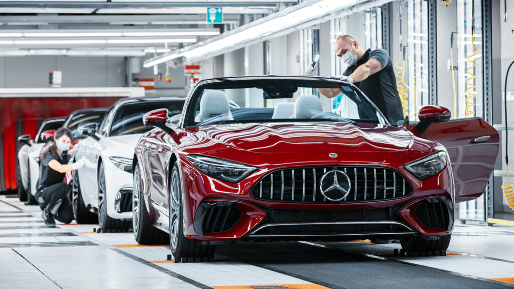 Виробництво Mercedes-AMG SL