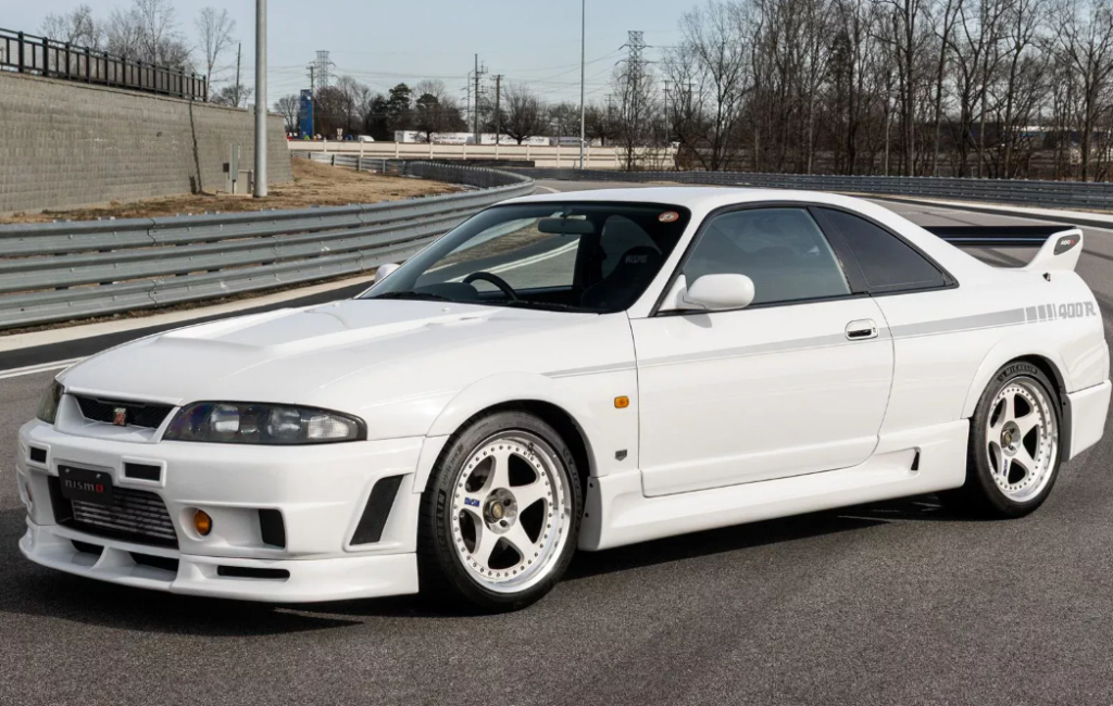 Nissan GT-R R33