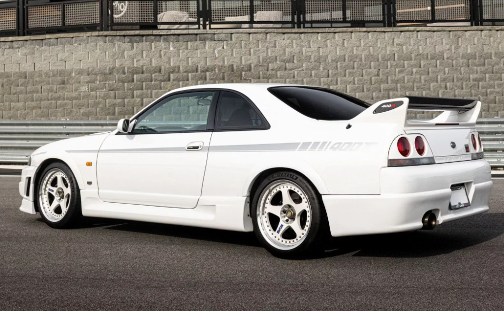 Nissan GT-R R33