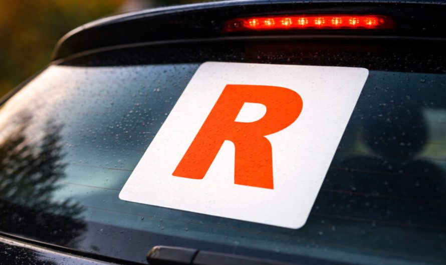 Північна Ірландія вводить обмеження для новачків за кермом