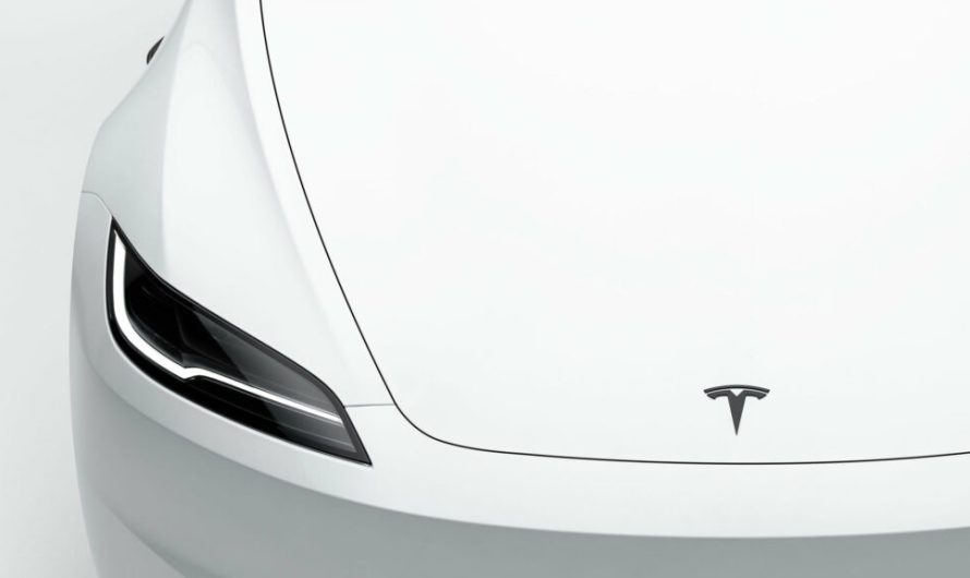 Тесла залишається лідером задоволеності електромобілями, але один конкурент вже наздоганяє