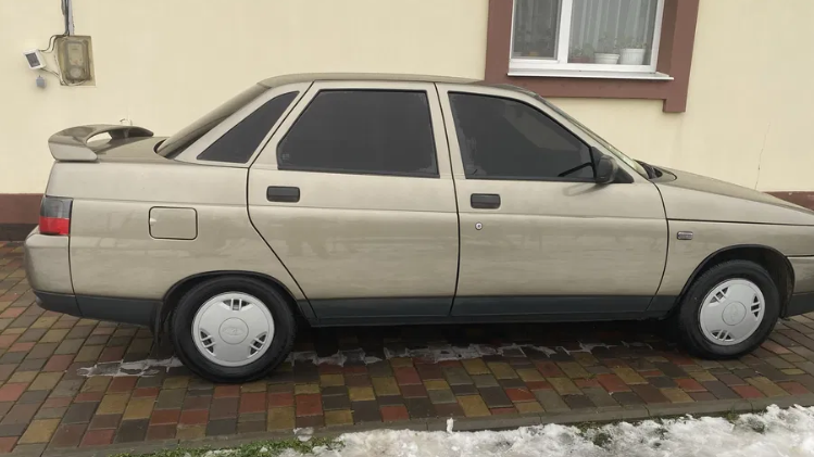 ВАЗ-2110