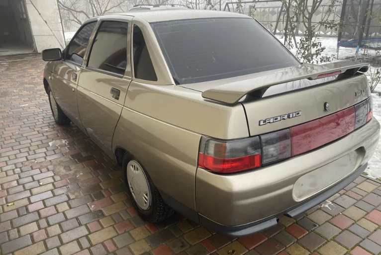 ВАЗ-2110