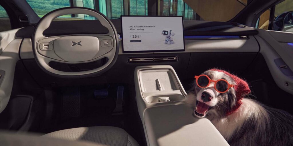 Автомобіль Xpeng з системами автономного керування