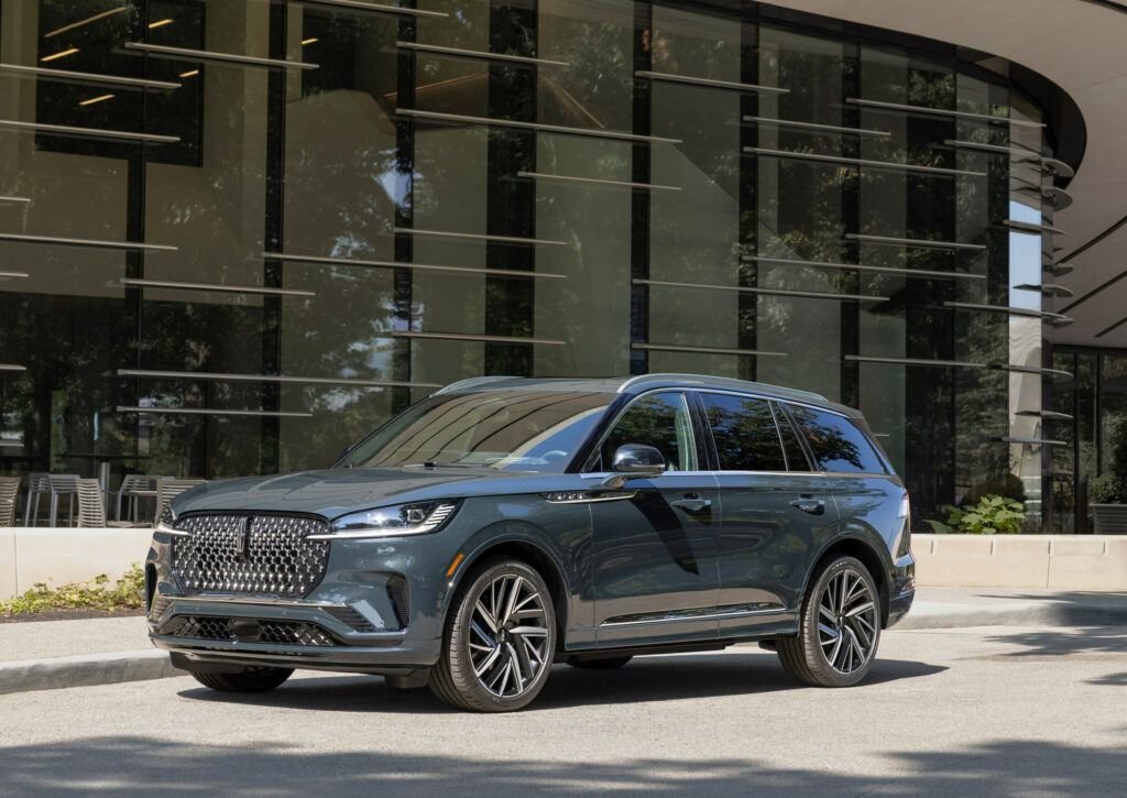 2025 Lincoln Aviator
