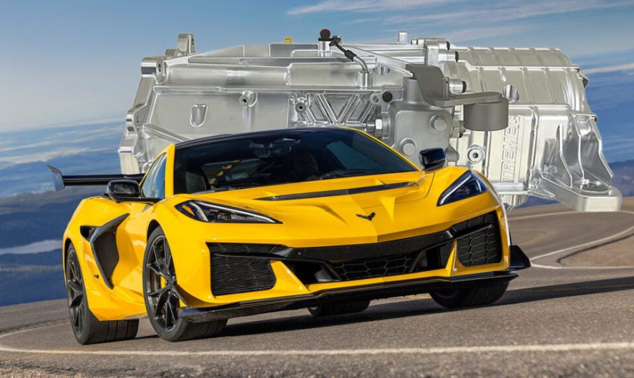 Керівник Corvette спростовує чутки про механічну коробку передач, заявляючи, що трансмісія Tremec «не існує»