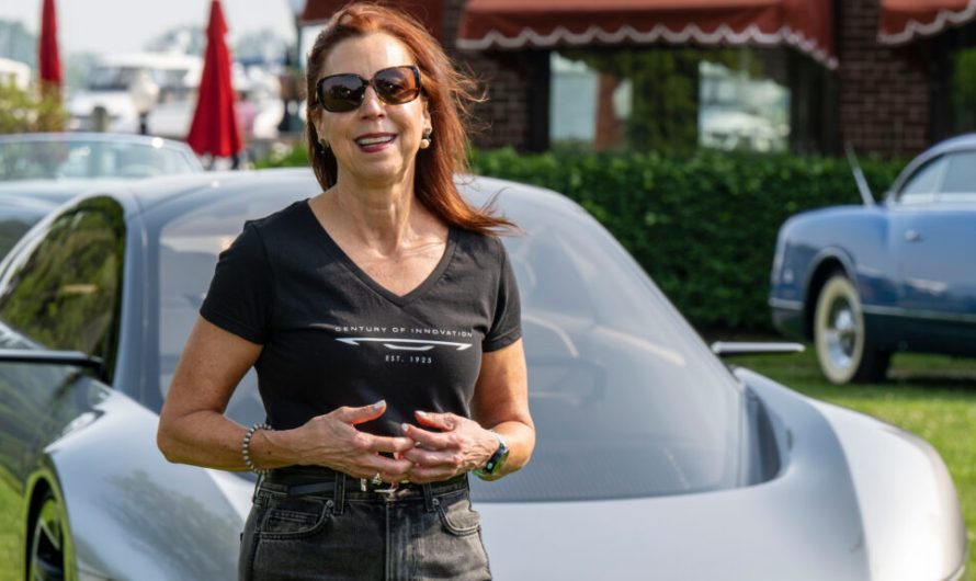 Голова Chrysler та Alfa Romeo в Північній Америці несподівано покидає Stellantis, а керівництво обома брендами переходить до шефа Dodge