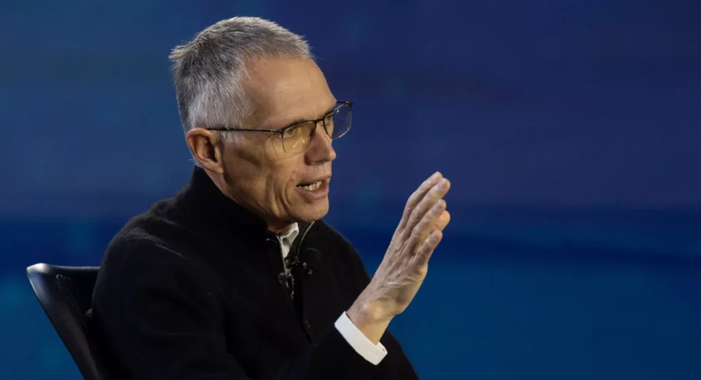  Why The World’s Biggest Automakers Suddenly Keep Changing CEOs