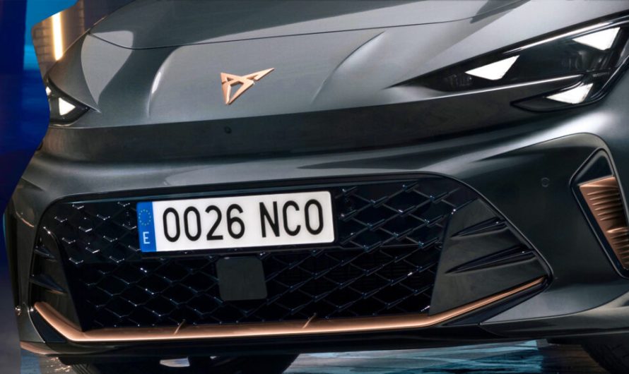 Cupra Born оновлюється: новий дизайн передньої частини та фізичні кнопки