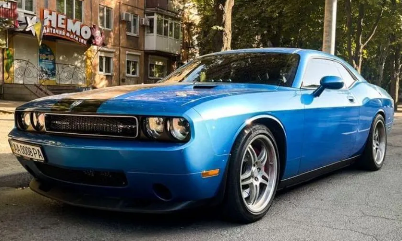 У Кривому Розі продають 1080-сильний Dodge Challenger 2009 року з малим пробігом (фото)