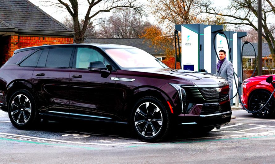 Конгрес пропонує запровадити нові збори для власників електромобілів, тоді як податки на пальне залишаються незмінними