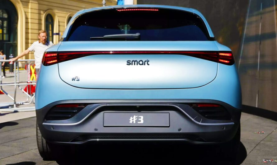 Продажі автомобілів з ДВЗ в Європі впали на 23% за місяць на тлі стрімкого зростання електромобілів