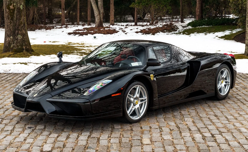 Культовий Ferrari Enzo вперше в історії може досягти цінника у $16 млн на аукціоні у вихідні (фото)