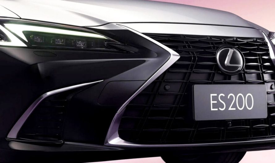 Lexus перетворює стару модель ES на витончений автомобіль у стилі Maybach, але з двигуном від Corolla