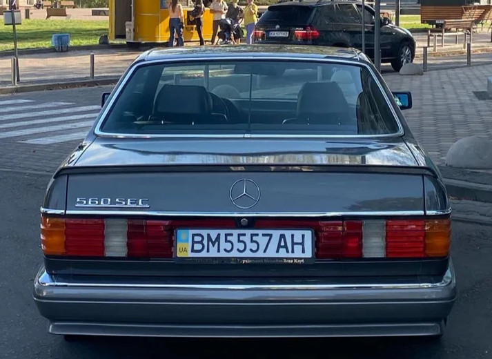 Mercedes-Benz 560 SEC 1991