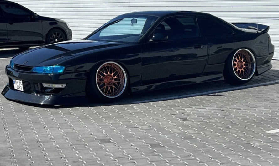 Справжній JDM-style: тюнінгований 30-річний Nissan 200SX продають в Одесі (фото)