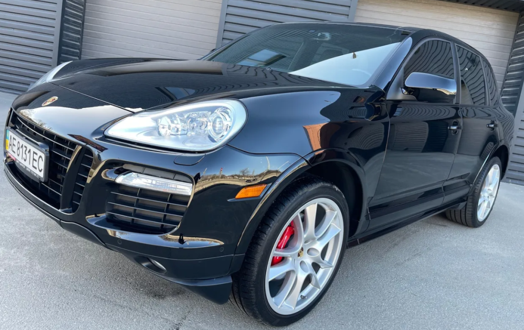Porsche Cayenne GTS 2010
