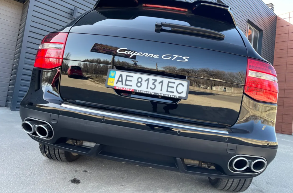 Porsche Cayenne GTS 2010