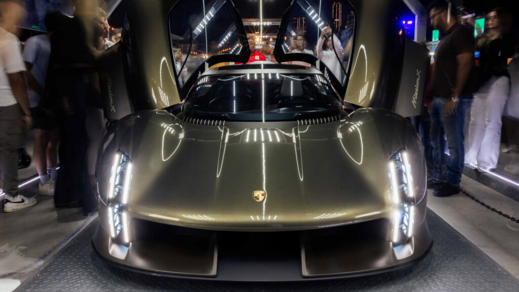 Porsche Mission X Concept