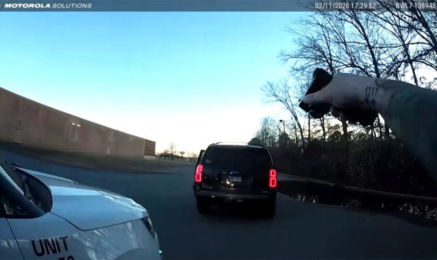 Поліція націлила зброю на сім’ю в Арканзасі через помилкове сповіщення системи розпізнавання номерних знаків