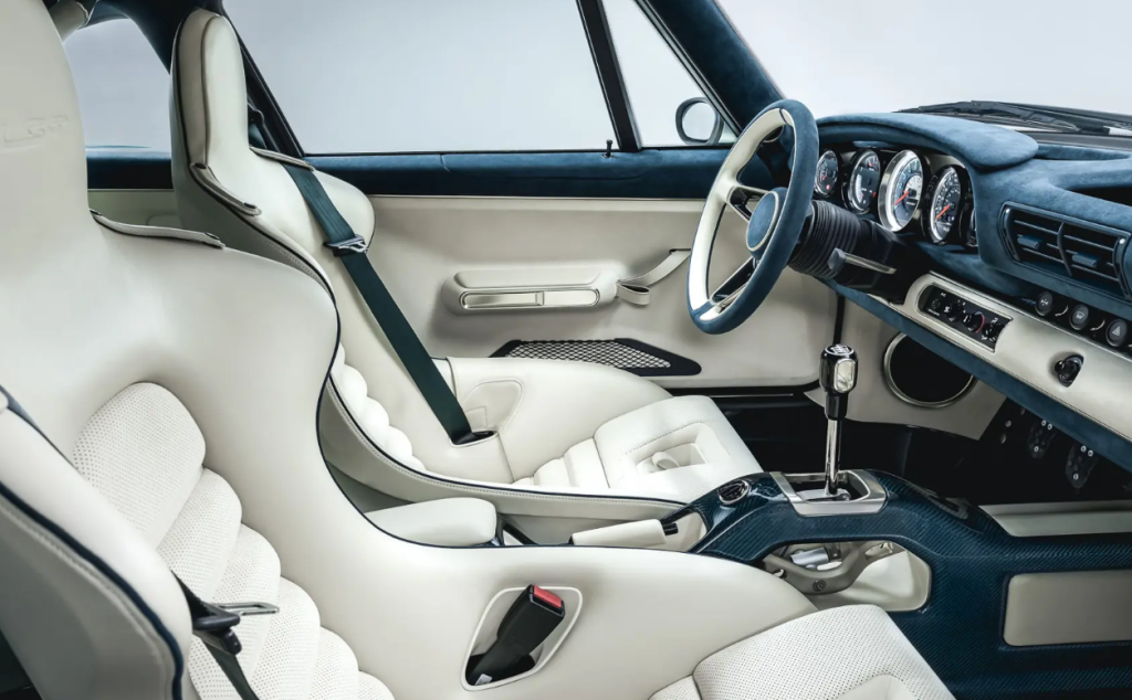 Singer based on Porsche 911 (964)