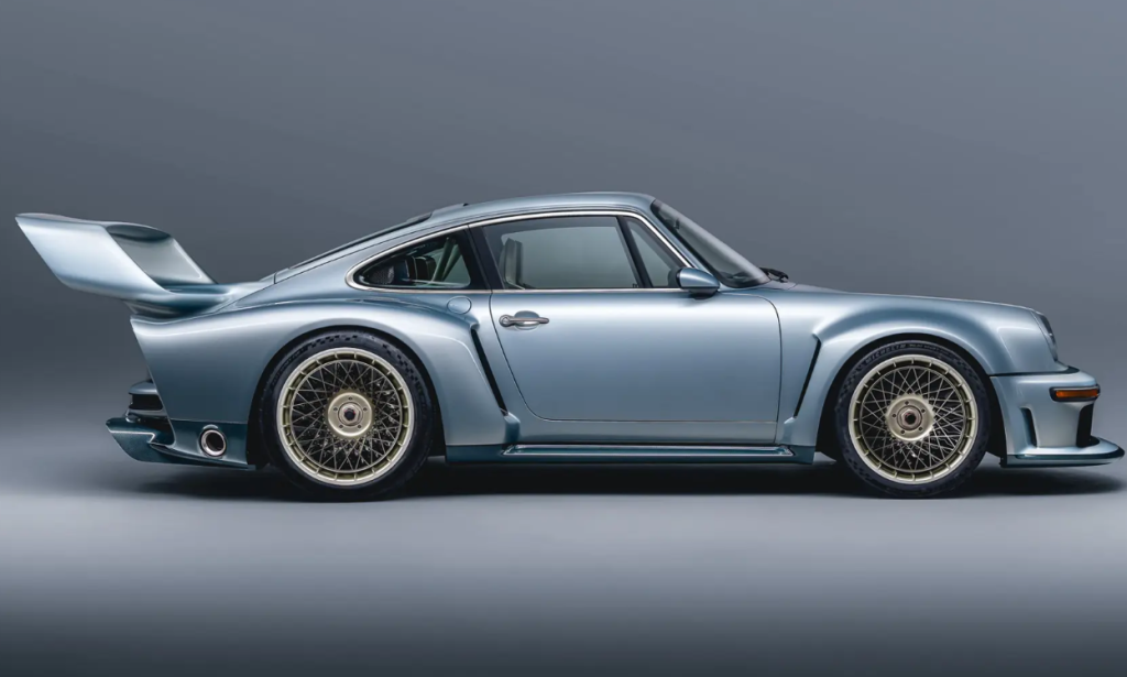 Singer based on Porsche 911 (964)