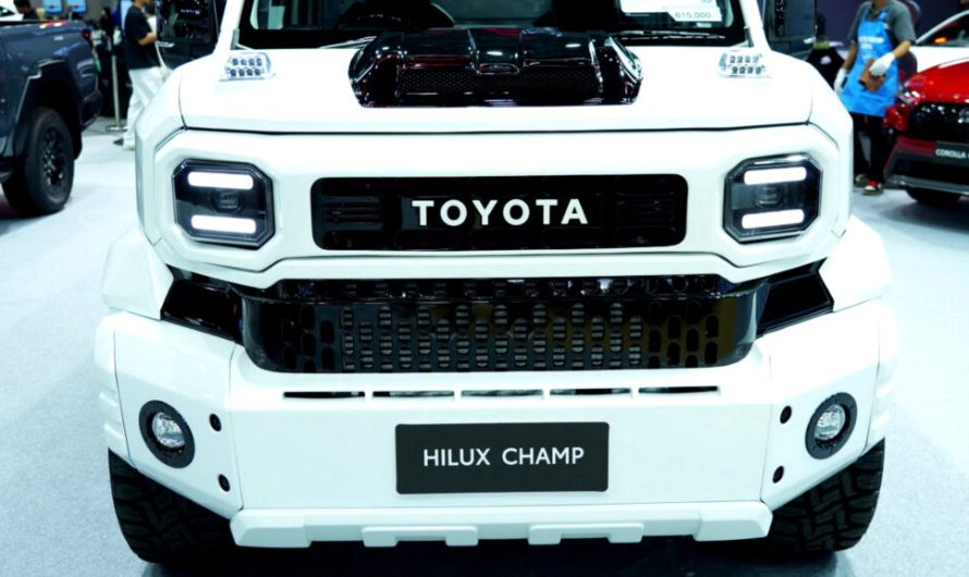 Пікап Toyota за 15 800 доларів відвідав Бангкок і повернувся зовні схожим на Brabus