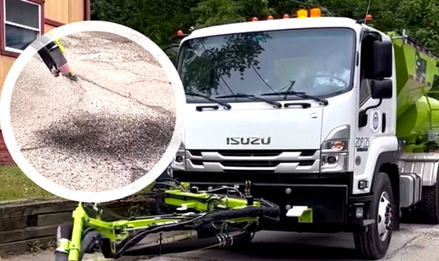 Акрон звільнив п’ятьох працівників, замінивши їх машиною за 300 тисяч доларів, яка лагодить вибоїни за лічені хвилини