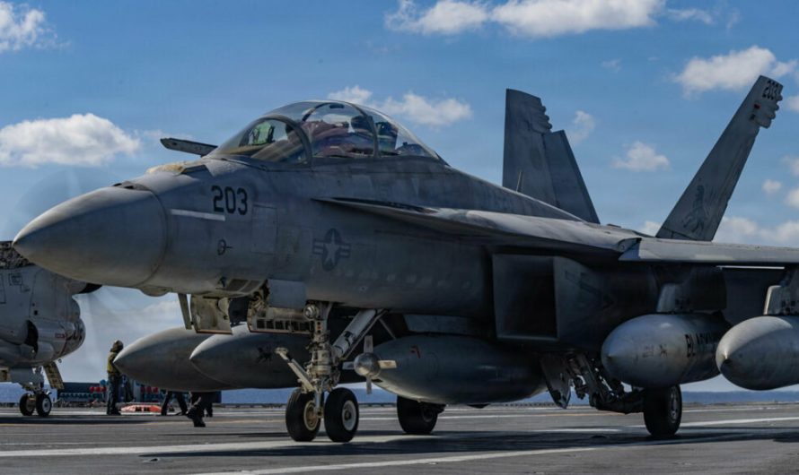 Після зниження вартості палива нижче трьох доларів, атака на Іран знову підняла ціни