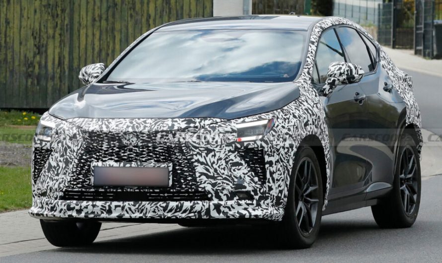 Lexus готує оновлення для другої за популярністю моделі у своєму асортименті